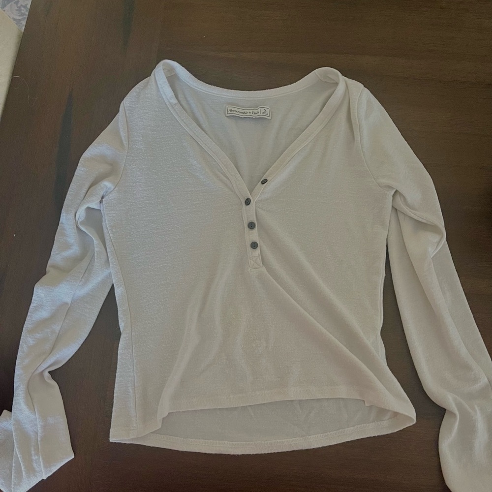 abercrombie pull over sweater